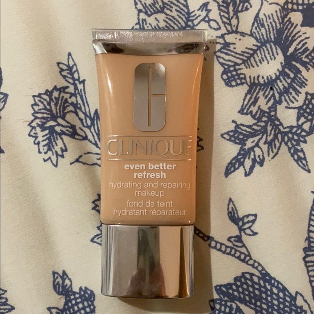 Clinique Even Better Refresh Foundation